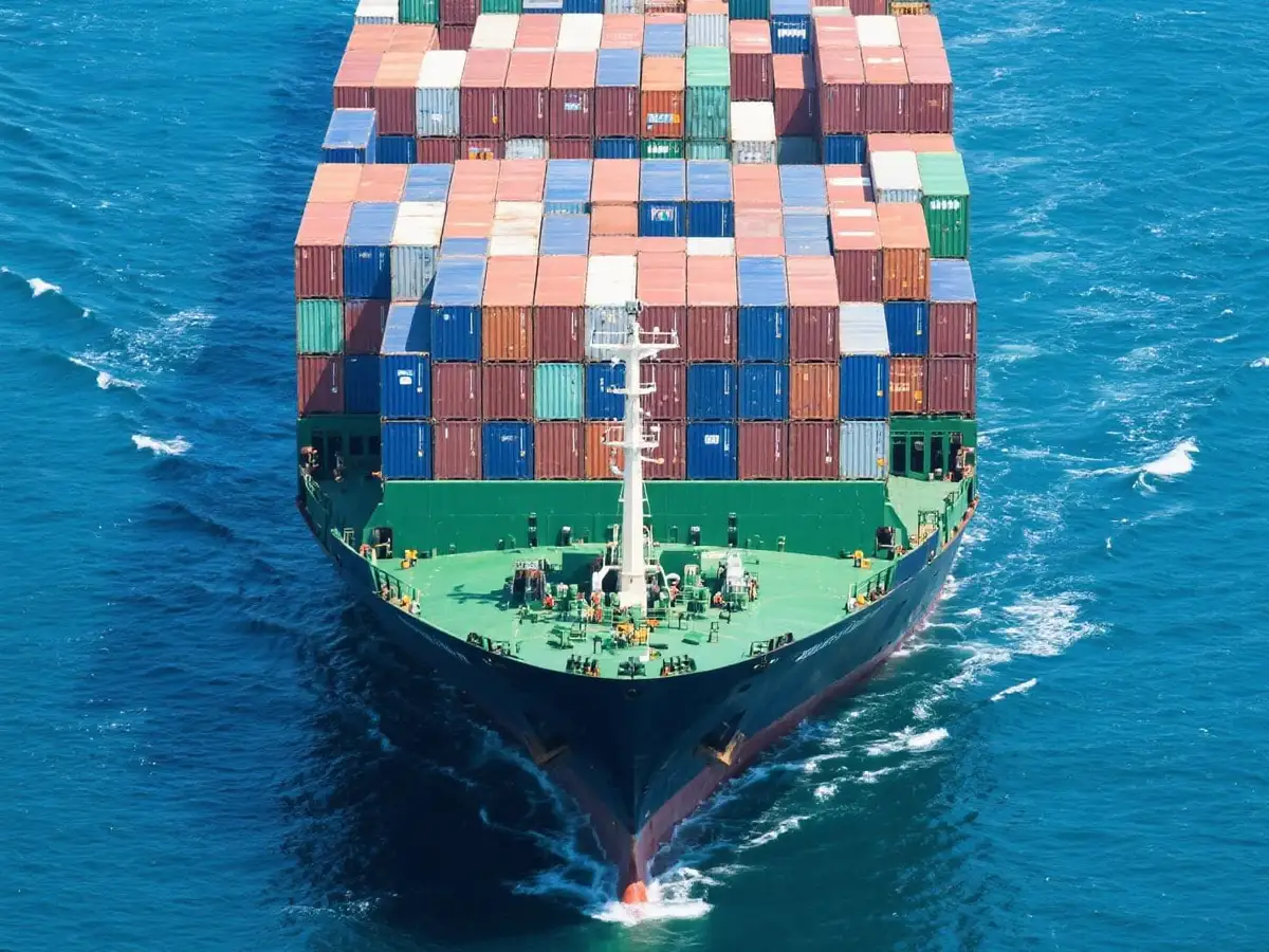 Container Shipping Costs from China to Iraq in 2025