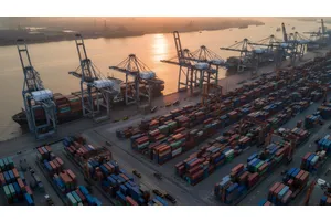 Shipping from Guangzhou to UK: The Complete 2026 Guide (Costs, Transit Times & Customs)